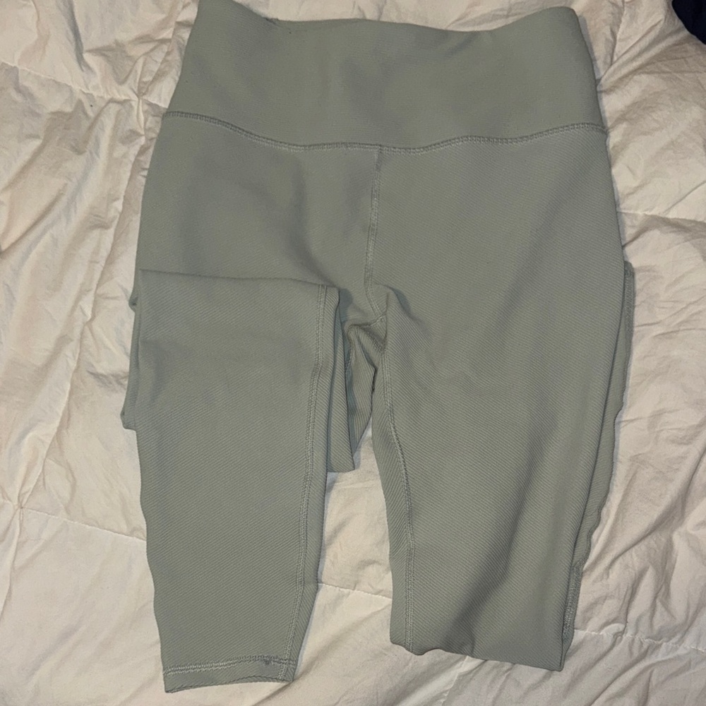 Gray High-Waisted Leggings